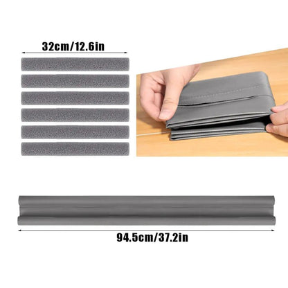 Door bottom sealing strip